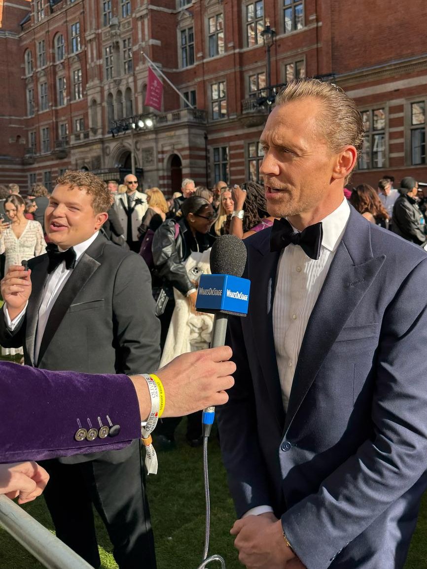 Tom Xander x Tom Hiddleston #OlivierAwards