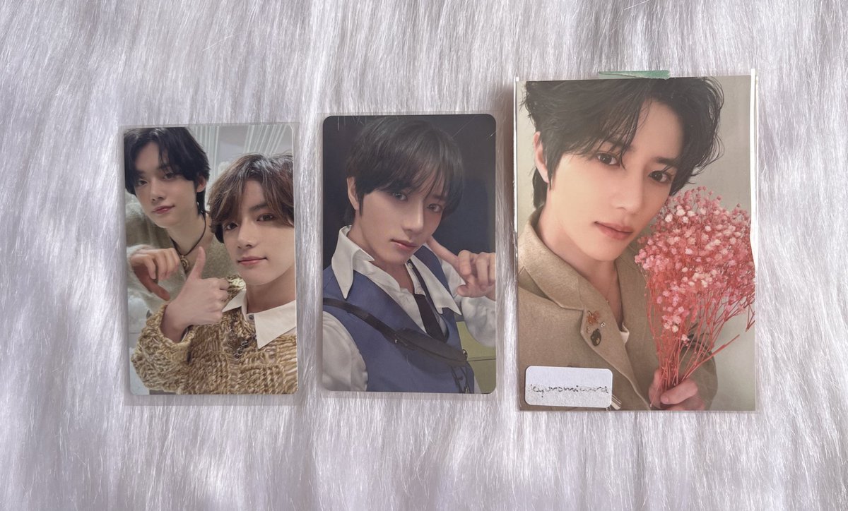 kyuromicard's tweet photo. 🎧★.ᐟ feedback positivo pra @taetigrr pela ceg que me permitiu ter esses lindos pcs em casa, todo o processo foi organizado e claro o tempo todo e meus cards chegaram seguros e bem embalados para mim, agradeço por todo o cuidado e dedicação ♡ ⊹˚. https://t.co/4eH5JtZ2a2