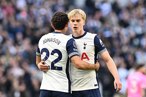 Important home win. Time to keep the momentum going. COYS🤍