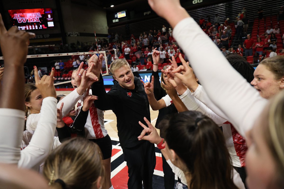 AStateVB's tweet image. HAPPY BIRTHDAY to Head Coach Brian Gerwig! π₯³