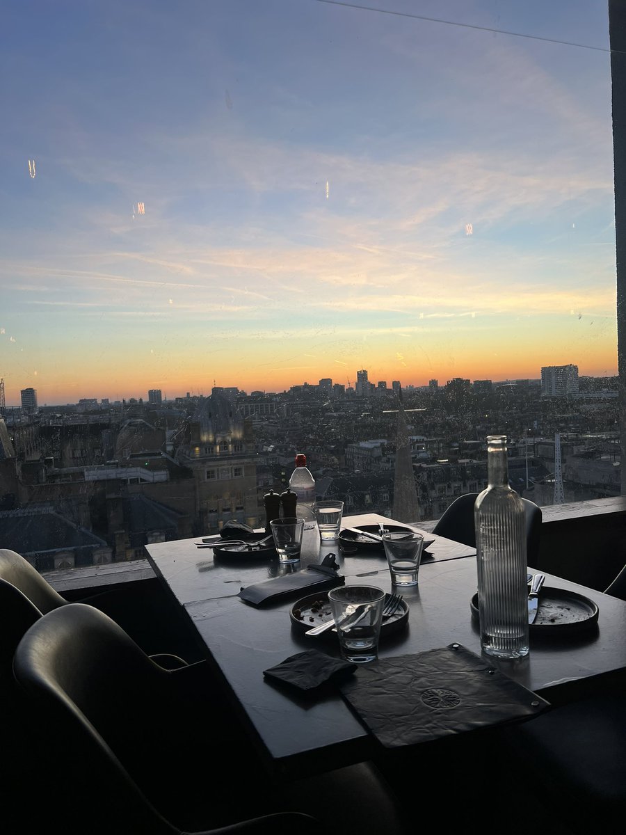 Billigt pund och bra utsikt. Utan <a href="/TradingRaeven/">Räven</a>