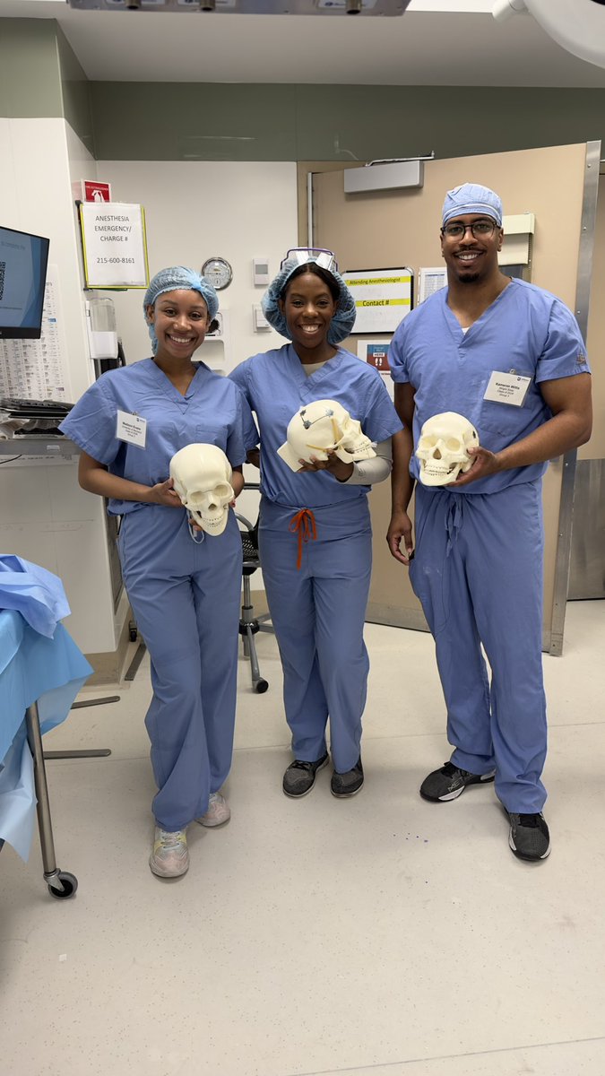 madisoncsevans's tweet image. It was an unforgettable experience attending the Thomas Jefferson Neurosurgery Boot Camp this weekend! Learned so much from the incredible faculty and hands-on sessions. 🧠
#Neurosurgery #MedTwitter