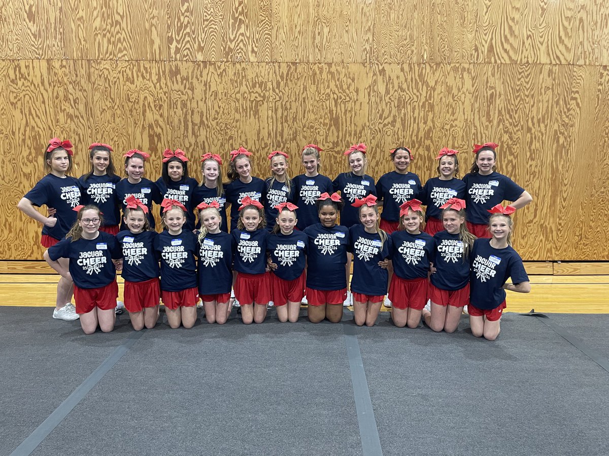 MNU Stunt Clinic for the 2025-2026 squad!    Future is bright for FTMS Cheer!
#jagpride