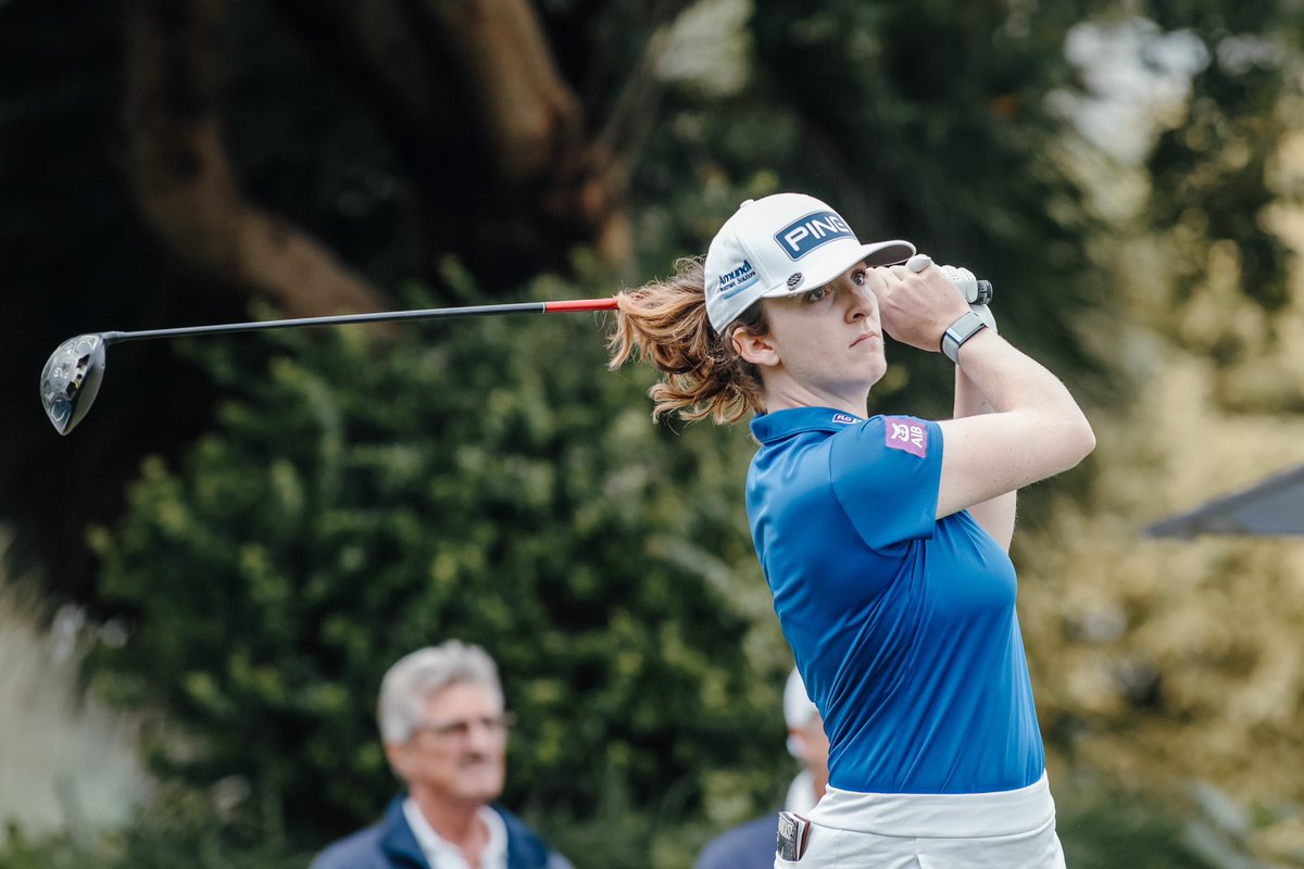 Lauren Walsh tweet media