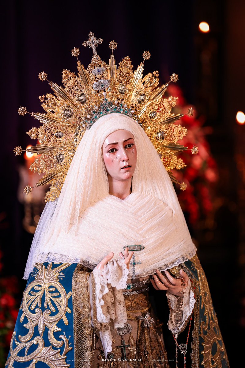 Araqueencrrs's tweet photo. La virgen del Museo… 
#CuaresmaEnSevilla https://t.co/wDI1BIL2wI