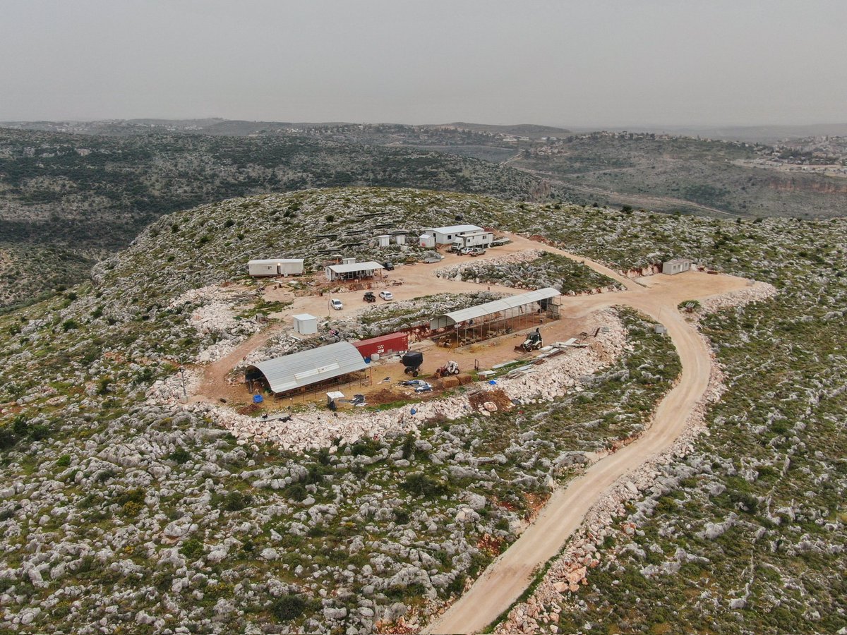 עוד חווה יפהפייה!
בין פדואל לבית אריה..
עוד פרק לתנך!
חוות צרדה בוויז..