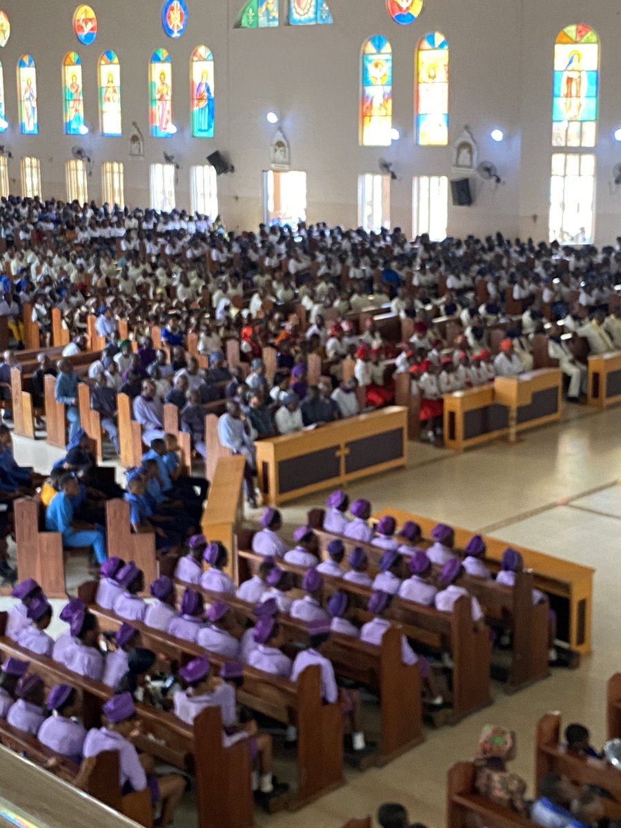 DIVINE FORGIVENESS 
“There is therefore now no condemnation to those who are in Christ Jesus, who do not walk according to the flesh, but according to the Spirit.” (Rom 8:1)

Happy Sunday