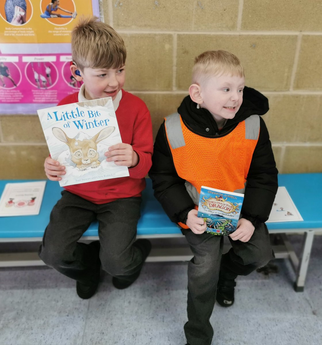 DukeStPrimary's tweet photo. A huge 'Well done' to these amazing readers and winners of the Reading Eggs competition #vendingmachine #readingforpleasure #readingisoursuperpower https://t.co/El1wei1HzT