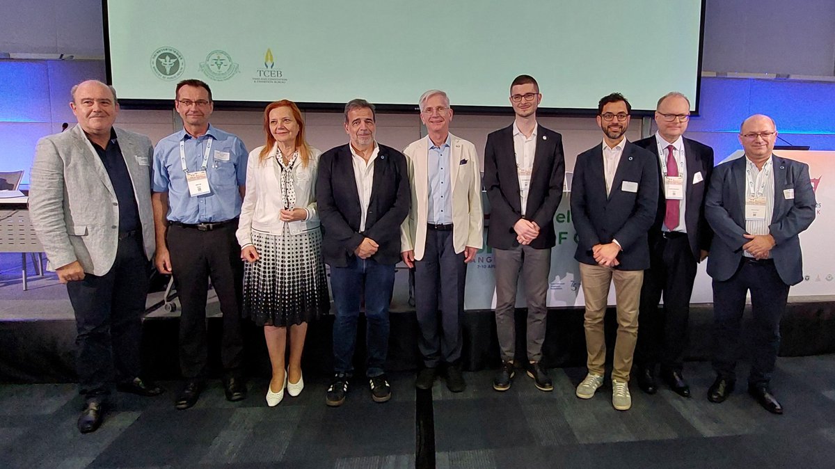 IDFEurope / Diabetes (@idfeuropebxl) on Twitter photo 👏🏻We are pleased to present the new IDF Europe Board led by Prof. <a href="/TBattelino/">Tadej Battelino</a>: João Raposo (Chiar-Elect), Uros Bogdanovic (Youth Representative), Leszek Czupryniak, Charilaos Dimosthenopoulos, Elena Frattolin, Sufyan Hussain, Jaivir Pall, Juha Tall, Florian Toti & Maya Victorova. 👏🏻We are pleased to present the new IDF Europe Board led by Prof. <a href="/TBattelino/">Tadej Battelino</a>: João Raposo (Chiar-Elect), Uros Bogdanovic (Youth Representative), Leszek Czupryniak, Charilaos Dimosthenopoulos, Elena Frattolin, Sufyan Hussain, Jaivir Pall, Juha Tall, Florian Toti & Maya Victorova.