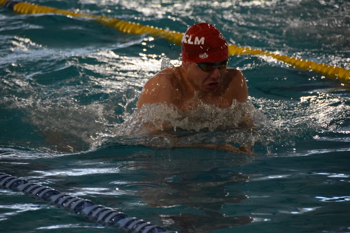 Gran final en el CEU de natación con 3 medallas más en la jornada de hoy 💪🏻

🥉 en 4x50 braza mixto (Belen, Carlota, Daniel y Héctor)
🥉 en 200 mariposa (Aitor Machuca)
🥉 en 100 espalda (Israel Sánchez Infantes)

<a href="/uclm_es/">Universidad de Castilla-La Mancha</a> <a href="/VEstudianteUCLM/">Vicerrectorado de Estudiantes y Empleabilidad</a> <a href="/SomosGlobalcaja/">Globalcaja</a> <a href="/ceusmadrid2025/">CEUS Madrid 2025</a>