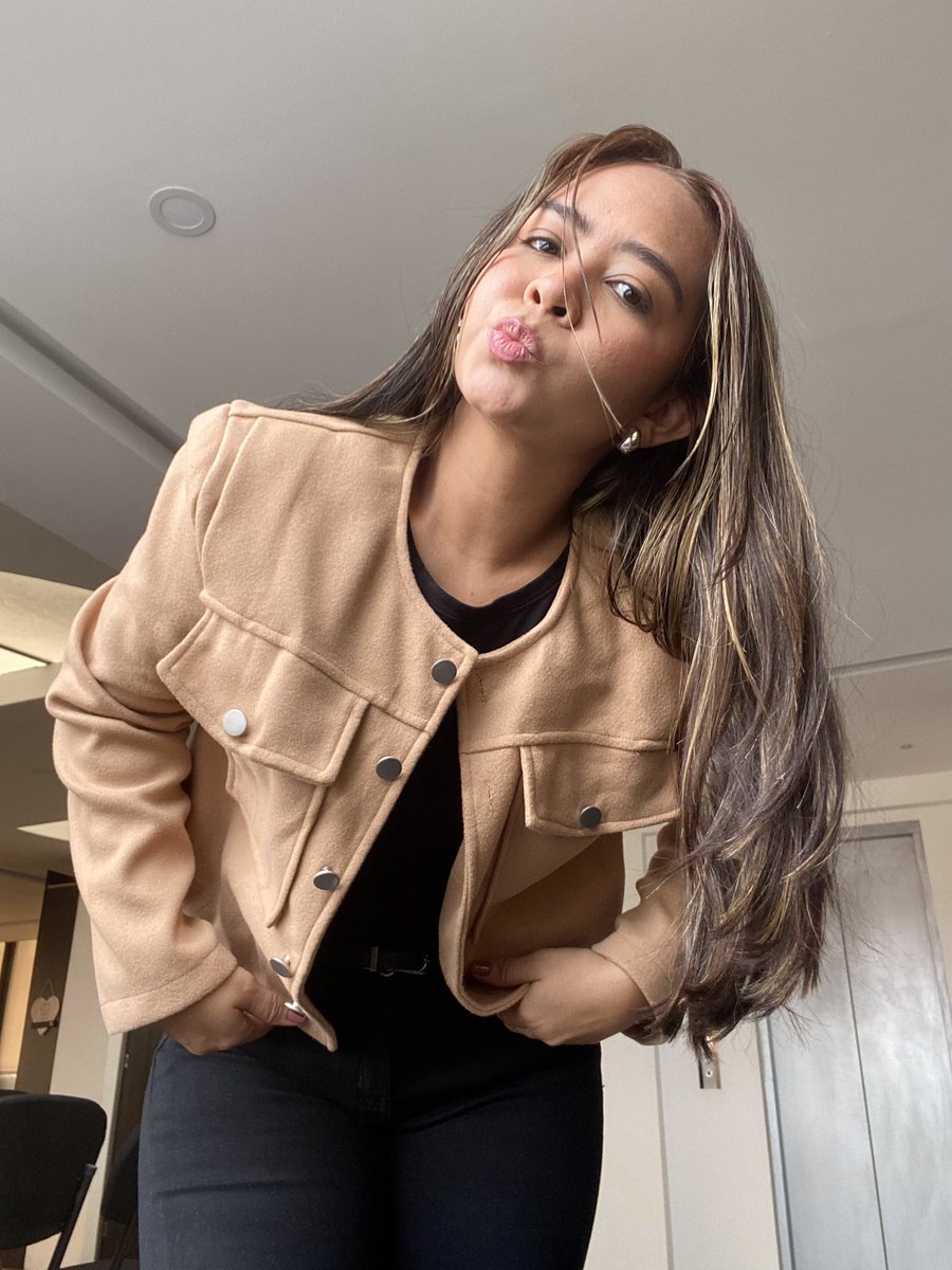 Jessicapvp_'s tweet photo. Bogotá me sienta como bien🤭 https://t.co/ATu2MKevh7
