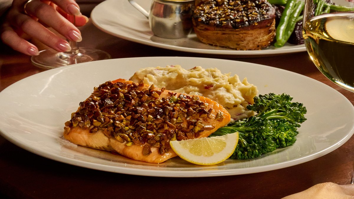 Start a new Easter tradition. Let us host your family celebration with favourites like our buttery Pistachio Crusted Salmon and tender Filet Mignon. Just sit back, relax, and savour the moment. Link in bio to book for Easter weekend.