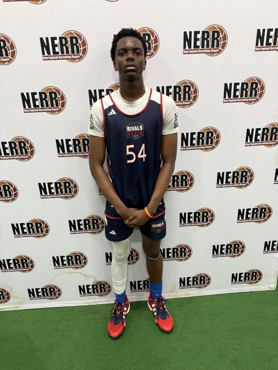 Israel muzela of Mass Rivals was big in their win today by blocking shots, walling up on defense, rebounding on both ends of the floor, and had nice touch around the rim #NEHF