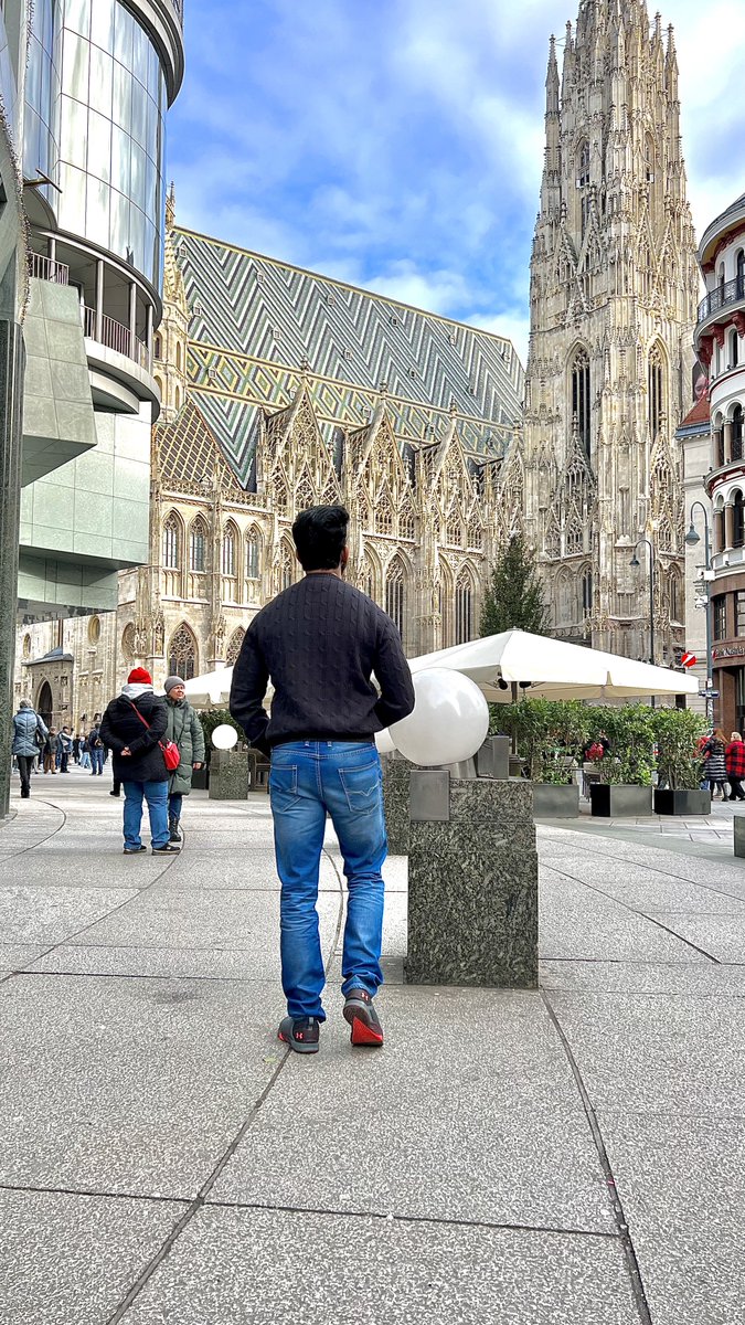 SecularTrainee's tweet photo. Sometimes I am just astonished at the Stunning Beauty of Innumerable Cathedrals in Europe
You are overwhelmed with the Architectural beauty of every one of them.
#Stephansplatz #StStephensCathedral https://t.co/mPyrbjeEQD
