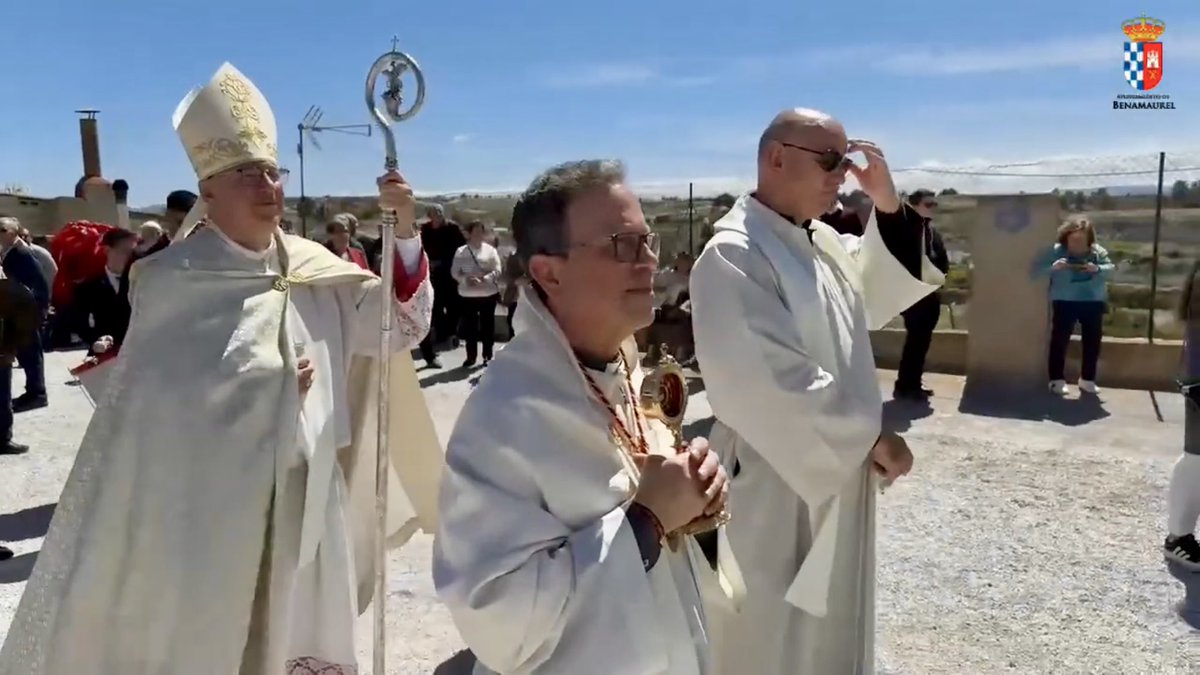 Directosmovil's tweet photo. Ayer realización y emisión en directo de la llegada de la Reliquia de San León Magno a Benamaurel y posterior misa y procesión. @aytobenamaurel https://t.co/ewJeekOpC2
