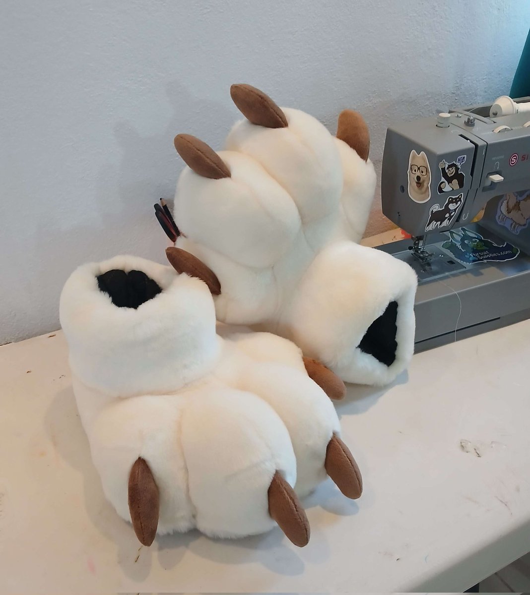 KokoCritters's tweet image. Paws 🐾🐾🐾