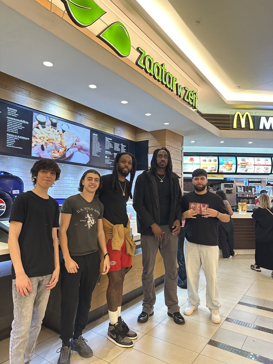 AntoineBA1's tweet image. @LBF_Basketball @MTVLebanon @zaatarwzeit @ghayathdibra @GagaKhoury #zaatarwzeit #دائما_سوا #zwz #mtvsports #mtvbasket