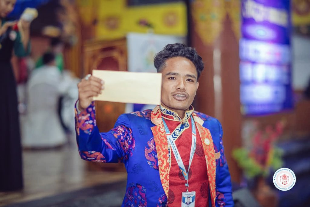 Don’t tell everyone your plans, instead show them your results.
<a href="/ErLakpa/">Er. Lakpa Pasang Sherpa 🇳🇵</a> 💚❣️👈️