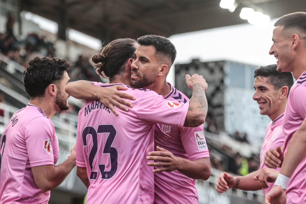 Gran victoria de todos en Cartagena 🙌🏻

Contento por seguir sumando para conseguir el objetivo. 

Gracias afición por estar siempre con nosotros, #ElijoSoñar 💙❤️