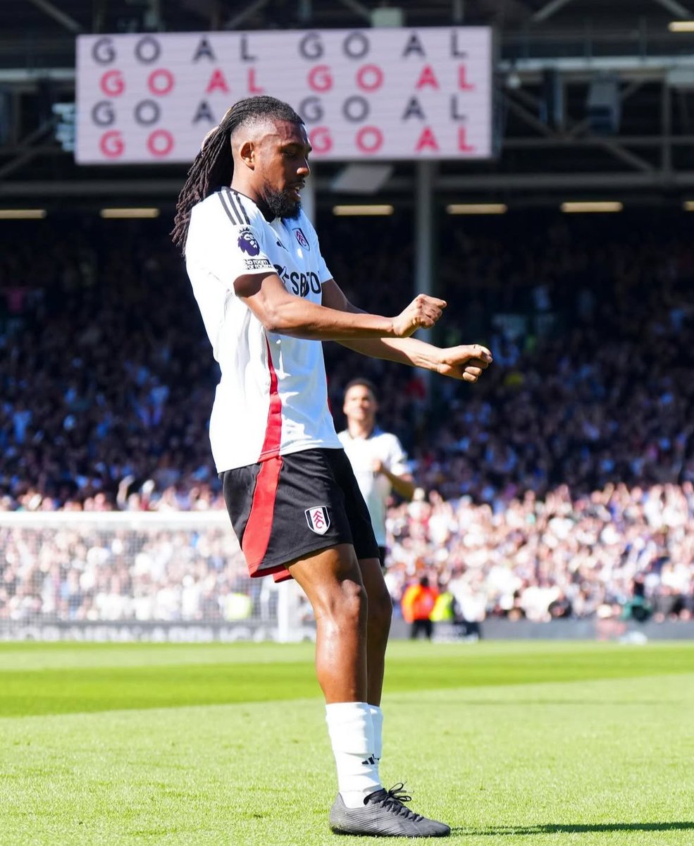 NoteSphere's tweet photo. With 30 goals and 34 assists, Alex Iwobi is the first Nigerian to record 30+ goals and 30+ assists in Premier League history. 🇳🇬 https://t.co/LaOtnkxkKR