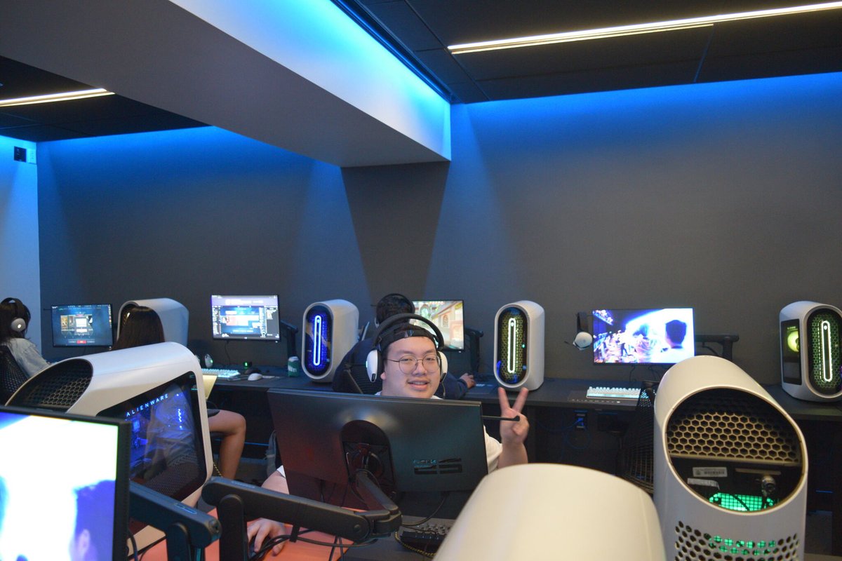 Last weekend, 6 teams came together to compete in our VALympics! Huge congratulations to our winning team, Longhorn  Valorant Team, with Dragon, Toomaine, Geiku, Shinco, and autumn! 🏆

A big thank you to everyone that participated! We can’t wait for our next VALympics 🧡