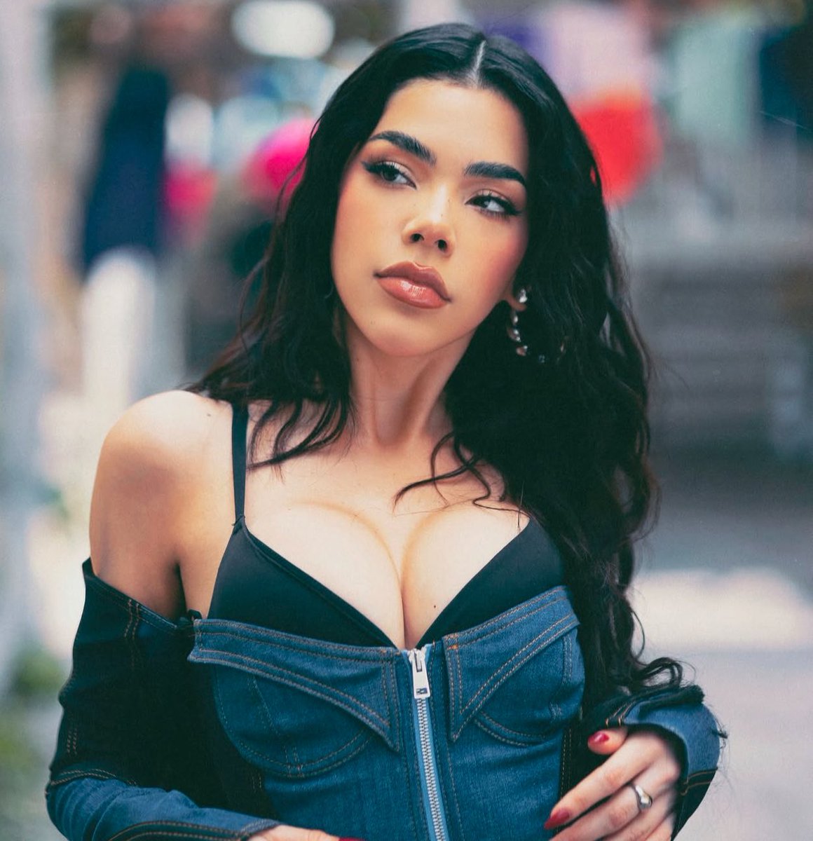 KeniaOsReport's tweet image. Spotify Update — Oyentes Mensuales:

@KeniaOS — 8,140,265 (+31,254)