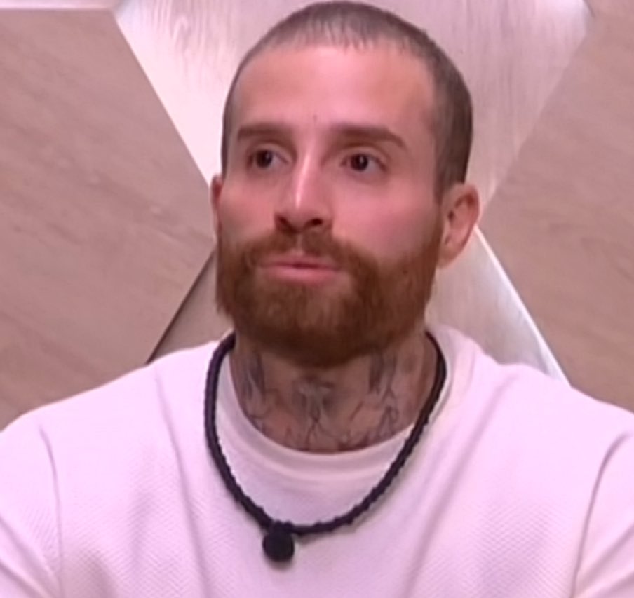 realityscol's tweet photo. Premio al más cansón del día:
#LaCasaDeLosFamososCol 
#LaCasaDeLosFamososCol2 https://t.co/4Ego8Uh7el