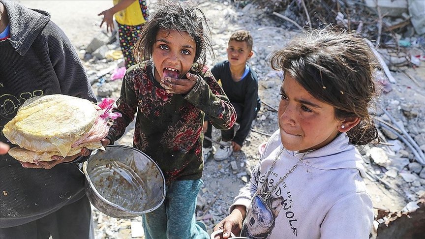 Gazze Sağlık Bakanlığı: Yetersiz beslenme nedeniyle 52 çocuk hayatını kaybetti

indyturk.com/node/756437/