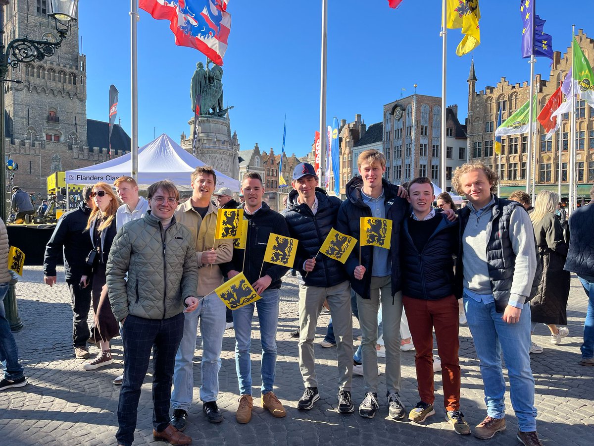 Vandaag kleurden we #Vlaanderensmooiste zowel in #Brugge als op de #Paterberg geelzwart. Bedankt voor alle fijne reacties! 🦁 #RVV25