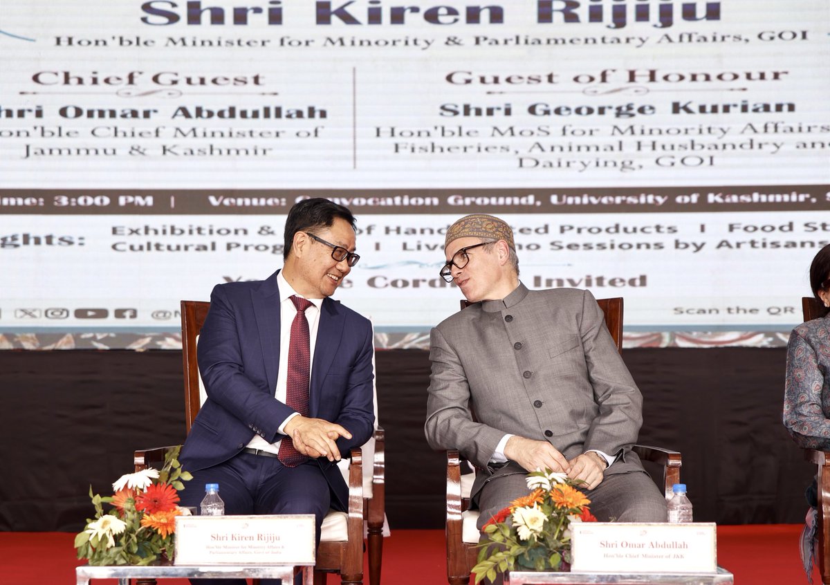 KirenRijiju's tweet photo. Inaugurated #LokSamvardhanParv at the Convocation Ground, University of Kashmir, Srinagar, alongside Hon’ble CM Shri @OmarAbdullah ji, Hon’ble MoS Shri @GeorgekurianBJP ji &amp; senior officials.
Truly heartwarming to see the spirit of our artisans &amp; culinary experts shine through. https://t.co/XA2E7UdW6Q