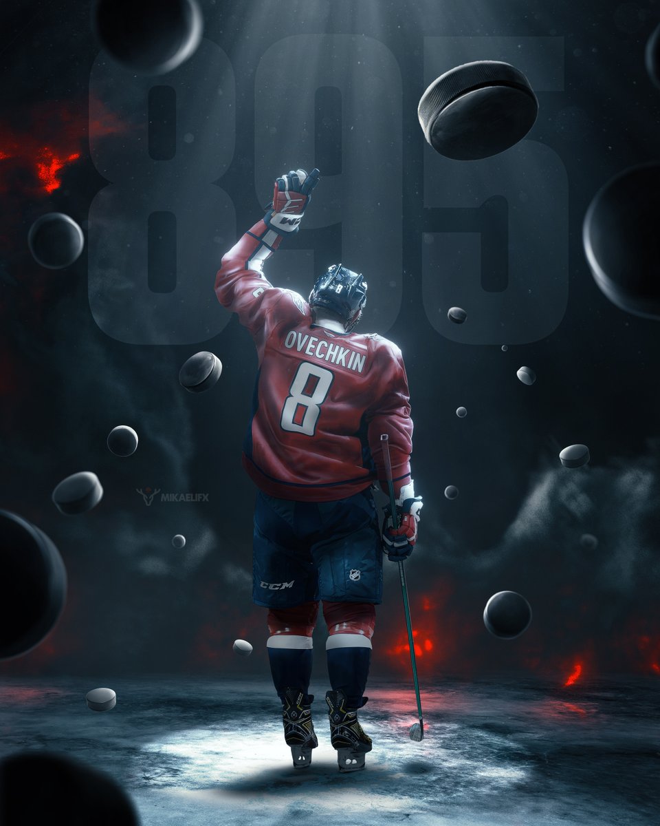 MikaeliFX's tweet image. 895. ALEX OVECHKIN!!!!! #Gr8ness
GREATEST GOALSCORER IN NHL HISTORY!

@Capitals