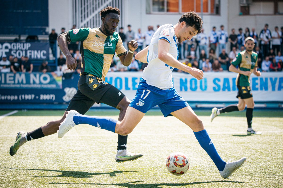 📰 𝑺𝒂𝒏𝒕 𝑱𝒐𝒓𝒅𝒊 𝒔’𝒂𝒗𝒂𝒏𝒄̧𝒂 𝒕𝒓𝒆𝒔 𝒔𝒆𝒕𝒎𝒂𝒏𝒆𝒔

Llegeix la crònica del partit i consulta les fotografies del partit a la nostra pàgina web: ceeuropa.cat/equips-princip…

#EuropaSabadell