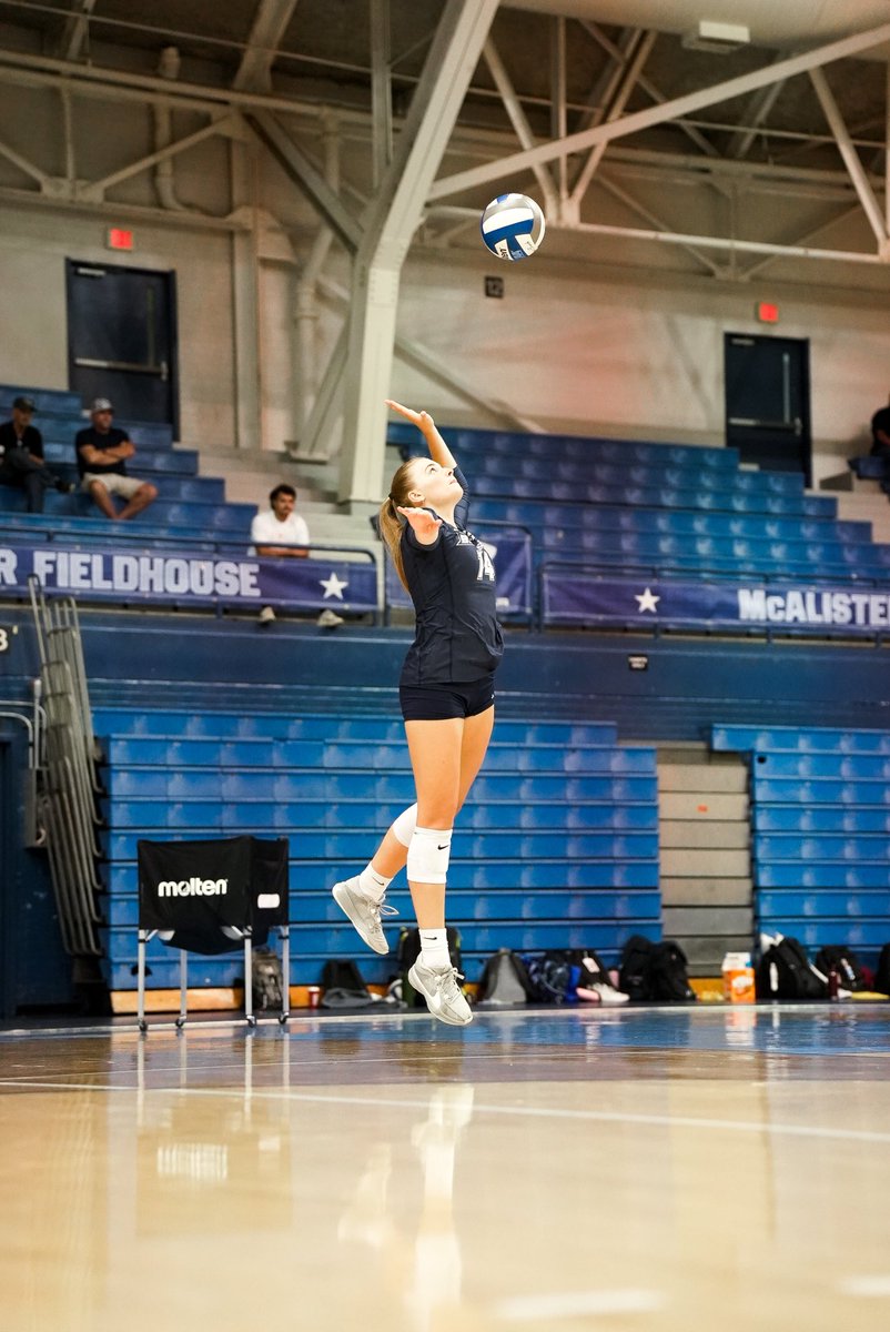 csubucs_vb's tweet image. 𝐒𝐏𝐑𝐈𝐍𝐆 𝐁𝐀𝐋𝐋 🏐 #BucStrong