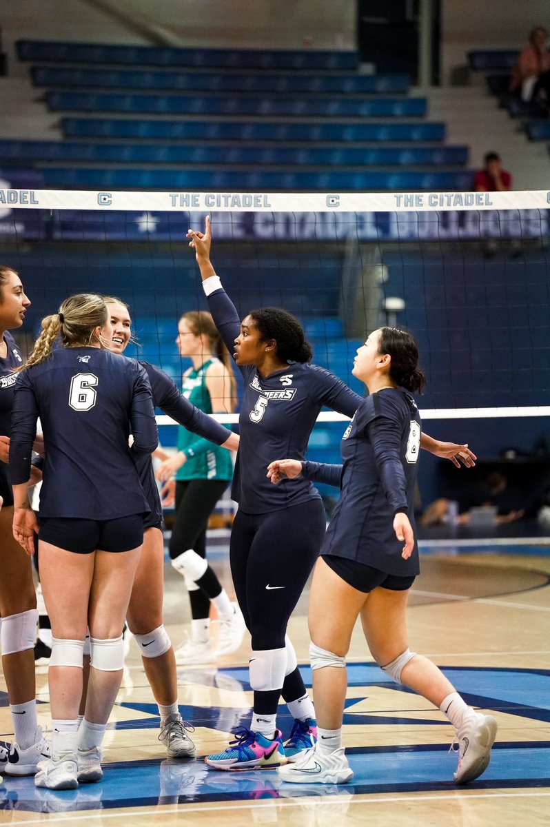 csubucs_vb's tweet image. 𝐒𝐏𝐑𝐈𝐍𝐆 𝐁𝐀𝐋𝐋 🏐 #BucStrong