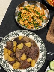 My mother made dinner. I liked it so I took a picture and posted it