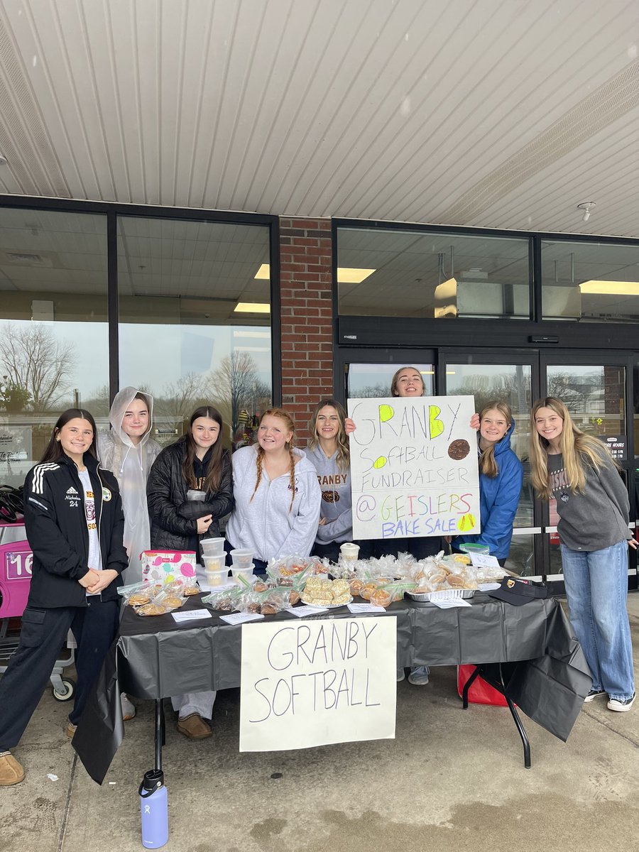 Ashley Tetreault 2028 (@ashleytetr78885) on Twitter photo Had a great time fundraising with our Granby High School team!! Looking forward to our first game tomorrow!🥳 <a href="/Softball_Home/">Softball Home🥎</a> <a href="/SBRRetweets/">Softball Recruiting Reposts</a> Had a great time fundraising with our Granby High School team!! Looking forward to our first game tomorrow!🥳 <a href="/Softball_Home/">Softball Home🥎</a> <a href="/SBRRetweets/">Softball Recruiting Reposts</a>