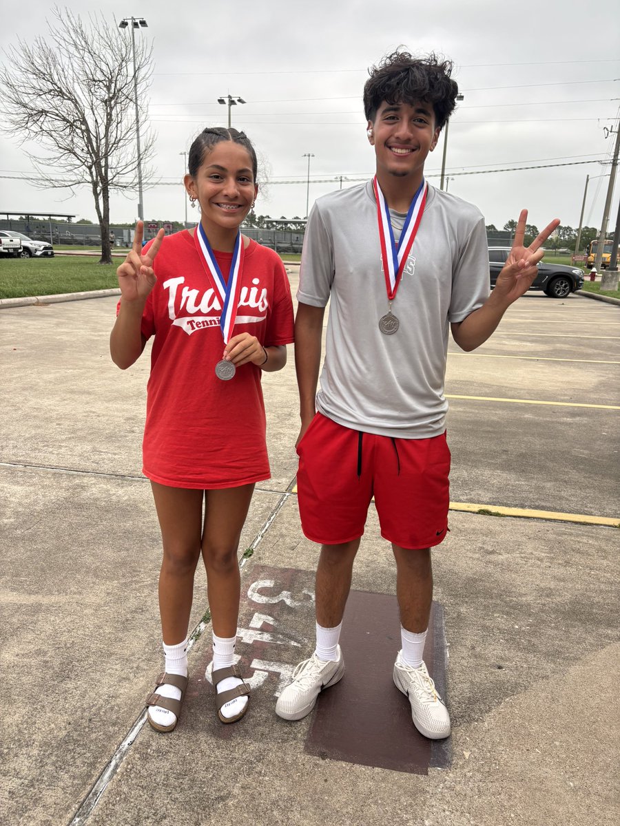 Winners, winners chicken dinners! Katy ISD Varsity Tournament! <a href="/THS_Tigers/">Travis High School</a>