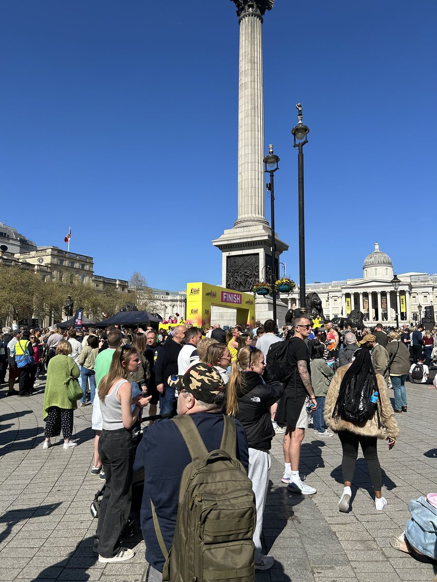 My first shift with <a href="/SJALondonComms/">St John Ambulance - London Operational Comms</a>  <a href="/LLHalf/">London Landmarks Half Marathon</a> ✅

Quite a nice and sunny shift to start as marathon season picks up again. Having the chance to look at our new radio and telephony systems whilst getting some sun and 20k steps in. 😎

#MySJADay #StJohnPeople