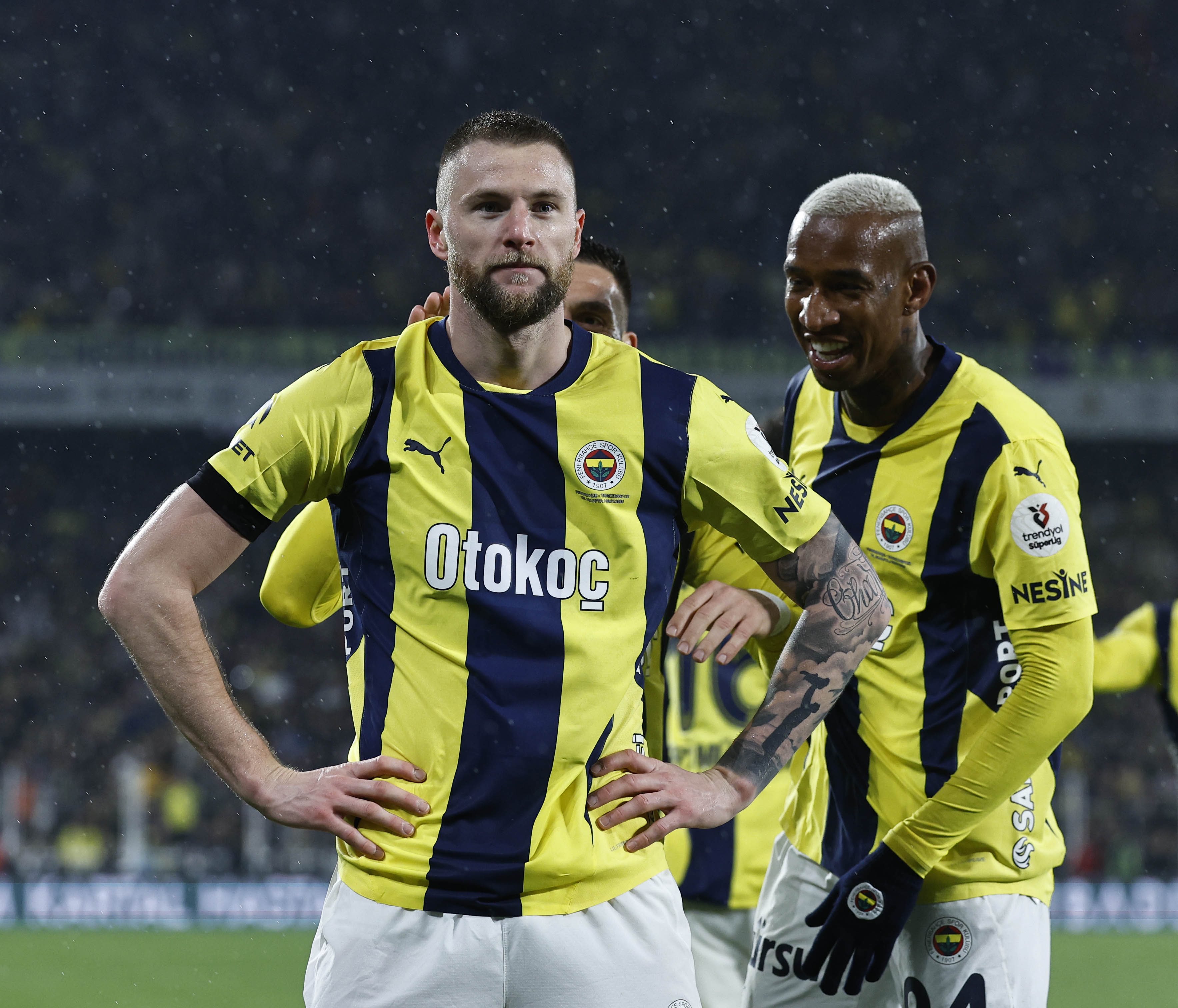 Siyah Çoraplılar on X: "Milan Skriniar, Süper Lig'de son iki maçta da gol  attı.😘 ⚽️ Bodrum FK ⚽️ Trabzonspor https://t.co/d3fDCk5n8r" / X