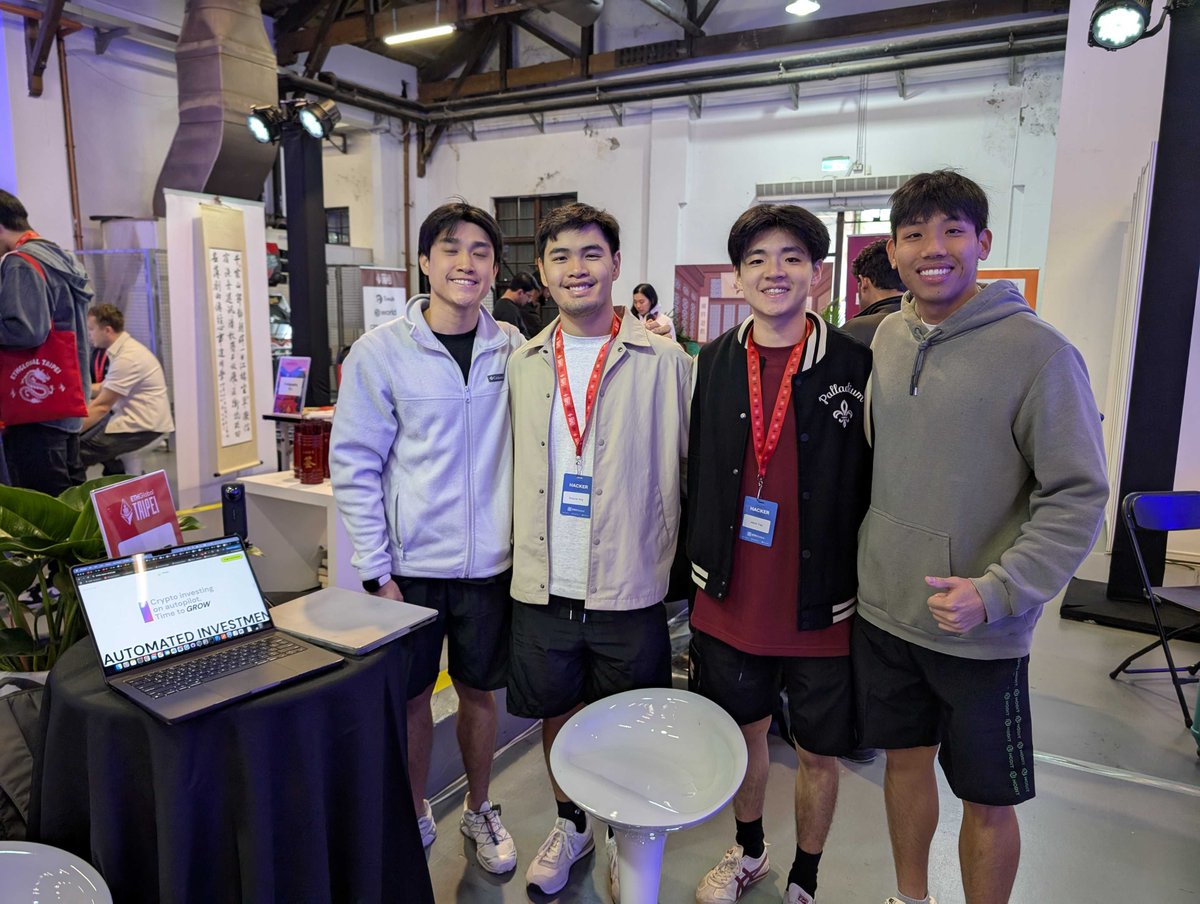SagaAILabs's tweet photo. ETH Taipei showed up. @ETHGlobal 

🚀 11 projects built on Saga
⛓️ 12 new chains deployed
🛠️ 6 submissions
👾 48 builders on Saga

Here's who took home the wins, and how they pushed the edge 👇🧵 https://t.co/CMm8pkwKJT