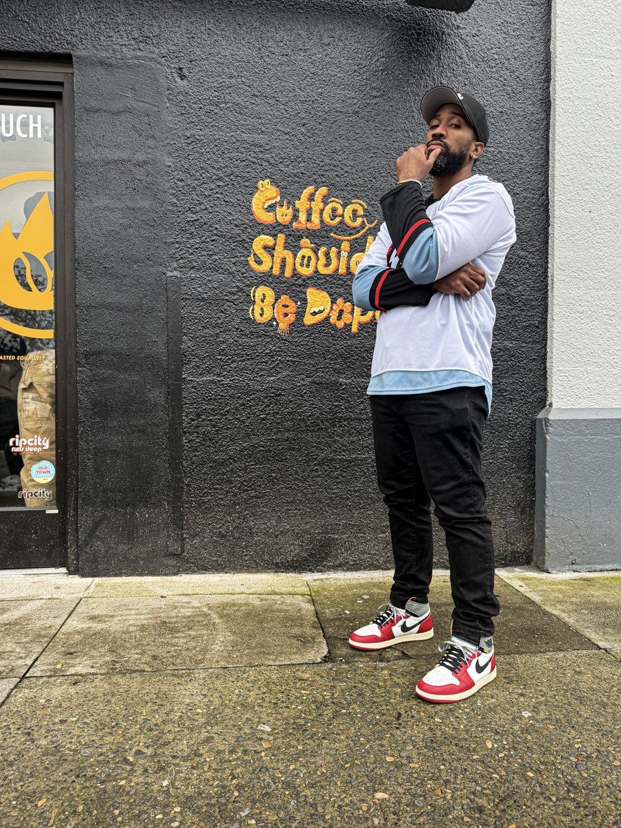 Craignoicecube's tweet image. Having it my way like Usher dawg…
#KOTD Jordan 1 x Union LA
#inmyjs