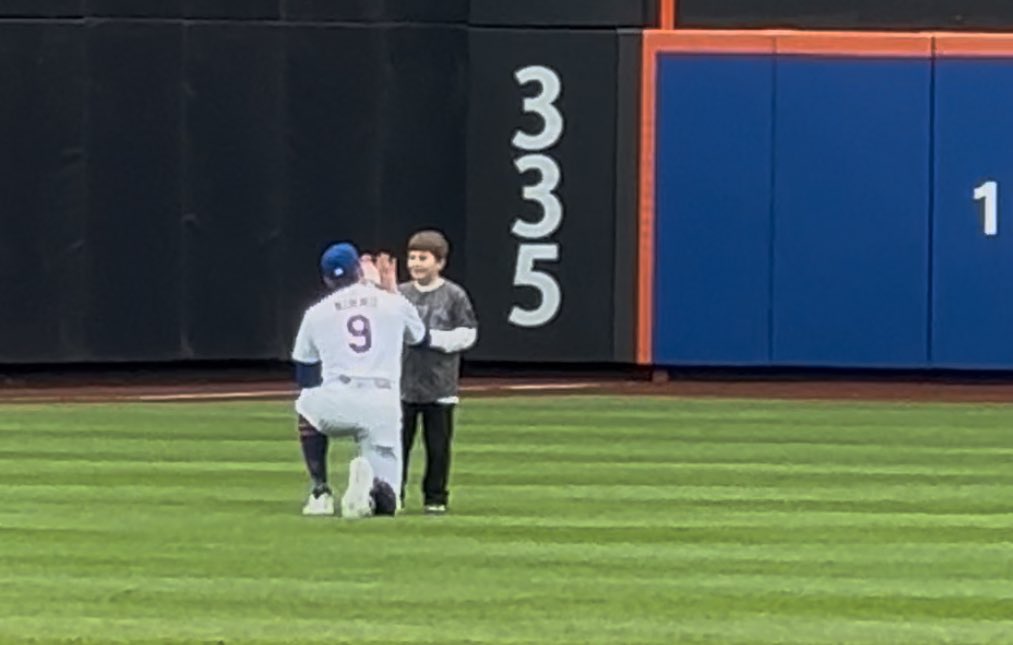 ASIDE (@adamseiden) on Twitter photo Thanks <a href="/You_Found_Nimmo/">Brandon Nimmo</a> and the <a href="/mets/">New York Mets</a> for making my sons day today.
A few minutes with his favorite player, on the field, is a dream come true. We’re so grateful!! Thanks <a href="/You_Found_Nimmo/">Brandon Nimmo</a> and the <a href="/mets/">New York Mets</a> for making my sons day today.
A few minutes with his favorite player, on the field, is a dream come true. We’re so grateful!!