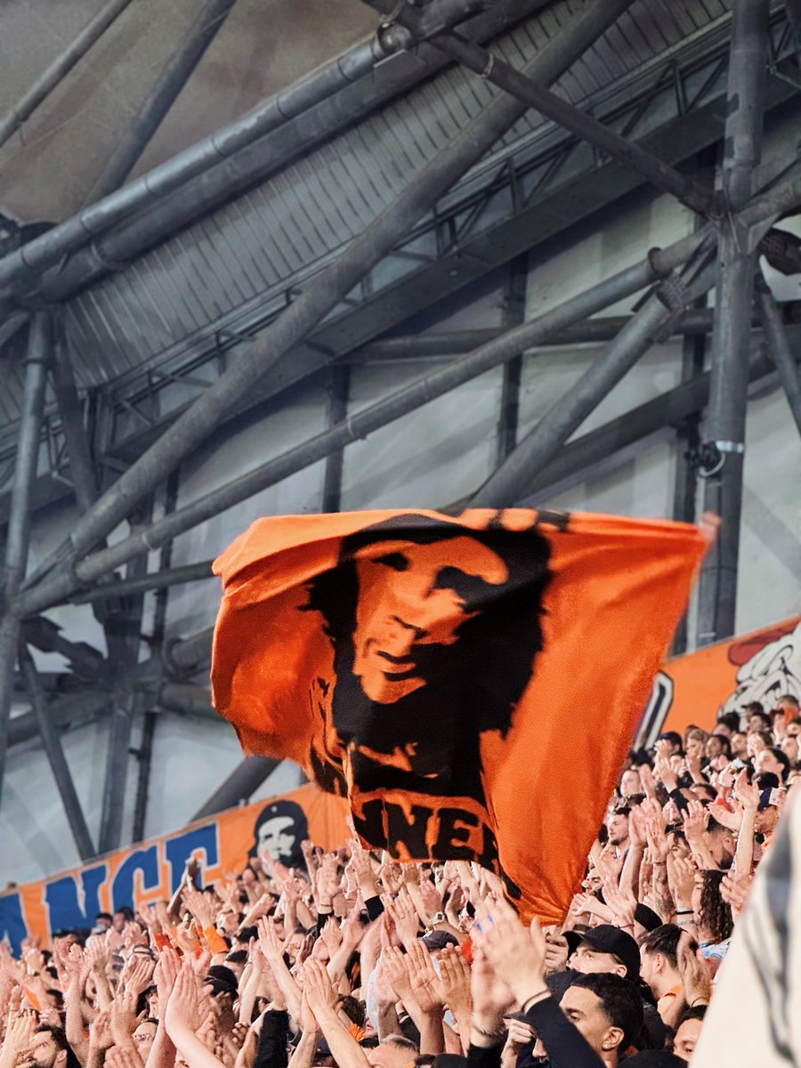 OM TOULOUSE 
3 - 2 
06 04 25