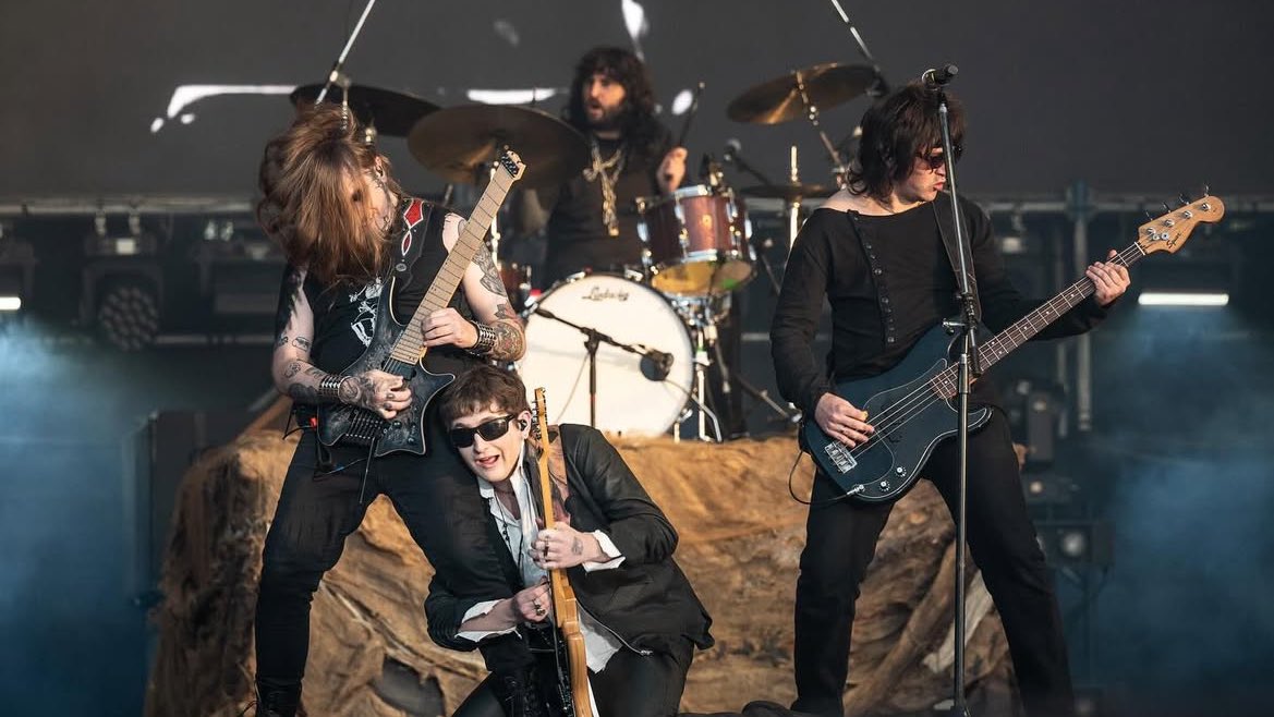 Mirá si ESTO no va a ser ROCK dios yo por los boludones doy la vida