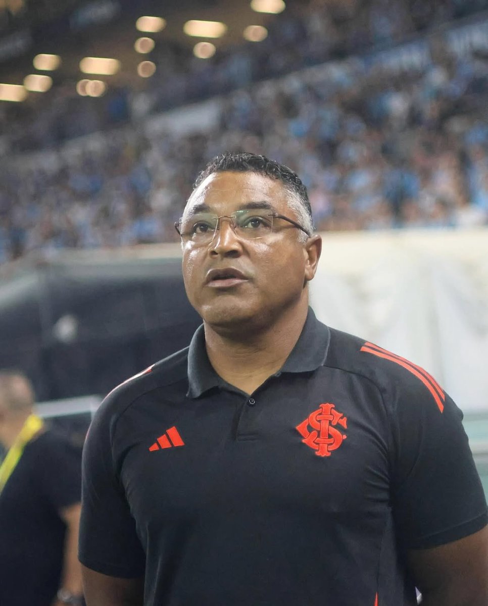 liberta___depre's tweet photo. Internacional em 2025:

15 - jogos
10 - vitórias 
5 - empates 
29 - gols marcados
08 - gols sofridos 

Único time da Série A invicto na temporada.

📷: Ricardo Duarte https://t.co/UkYMrvxhtP