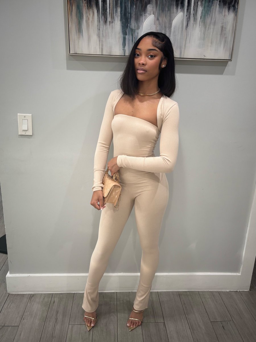 tkks__'s tweet photo. Knew I was different when they seen how I came✨ https://t.co/NihtPn0Shc