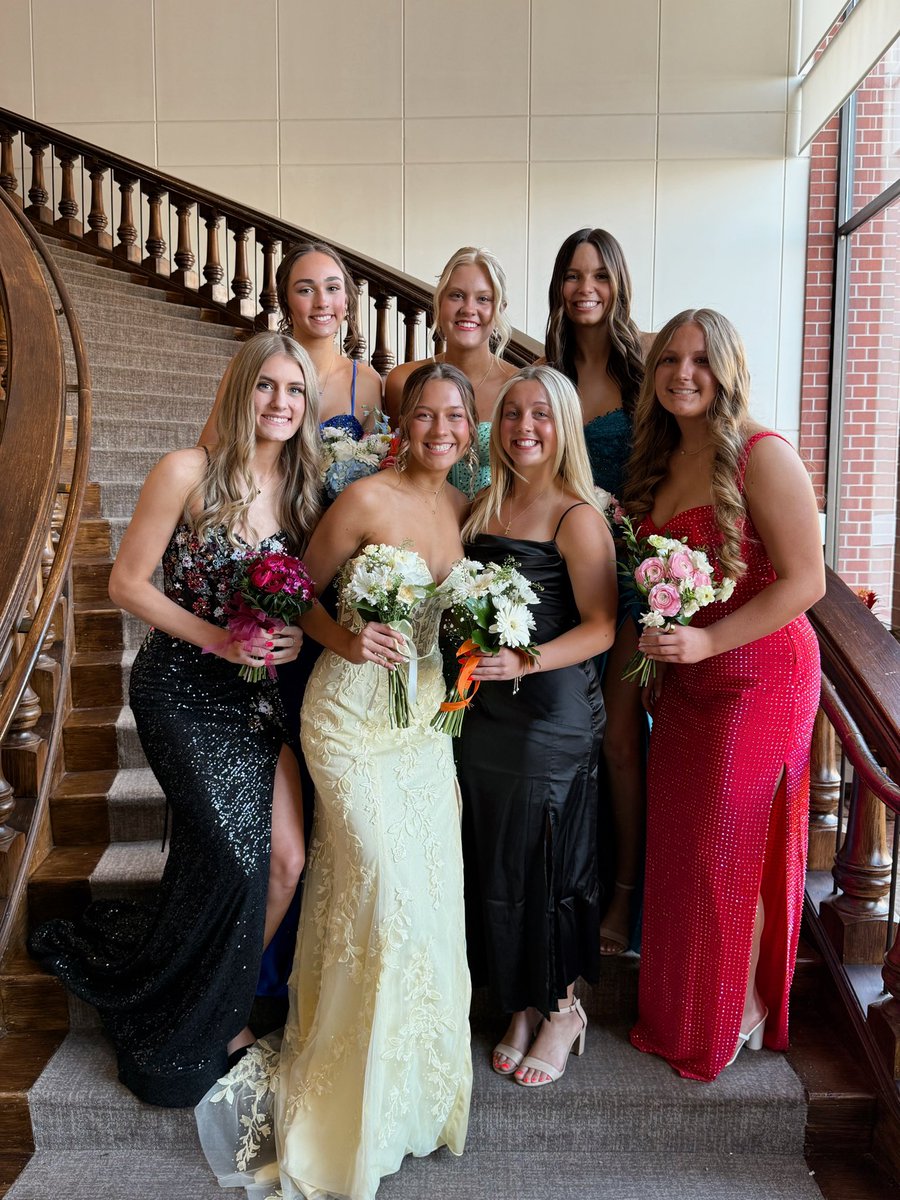 LL volleyball girls looking beautiful at prom! 💕