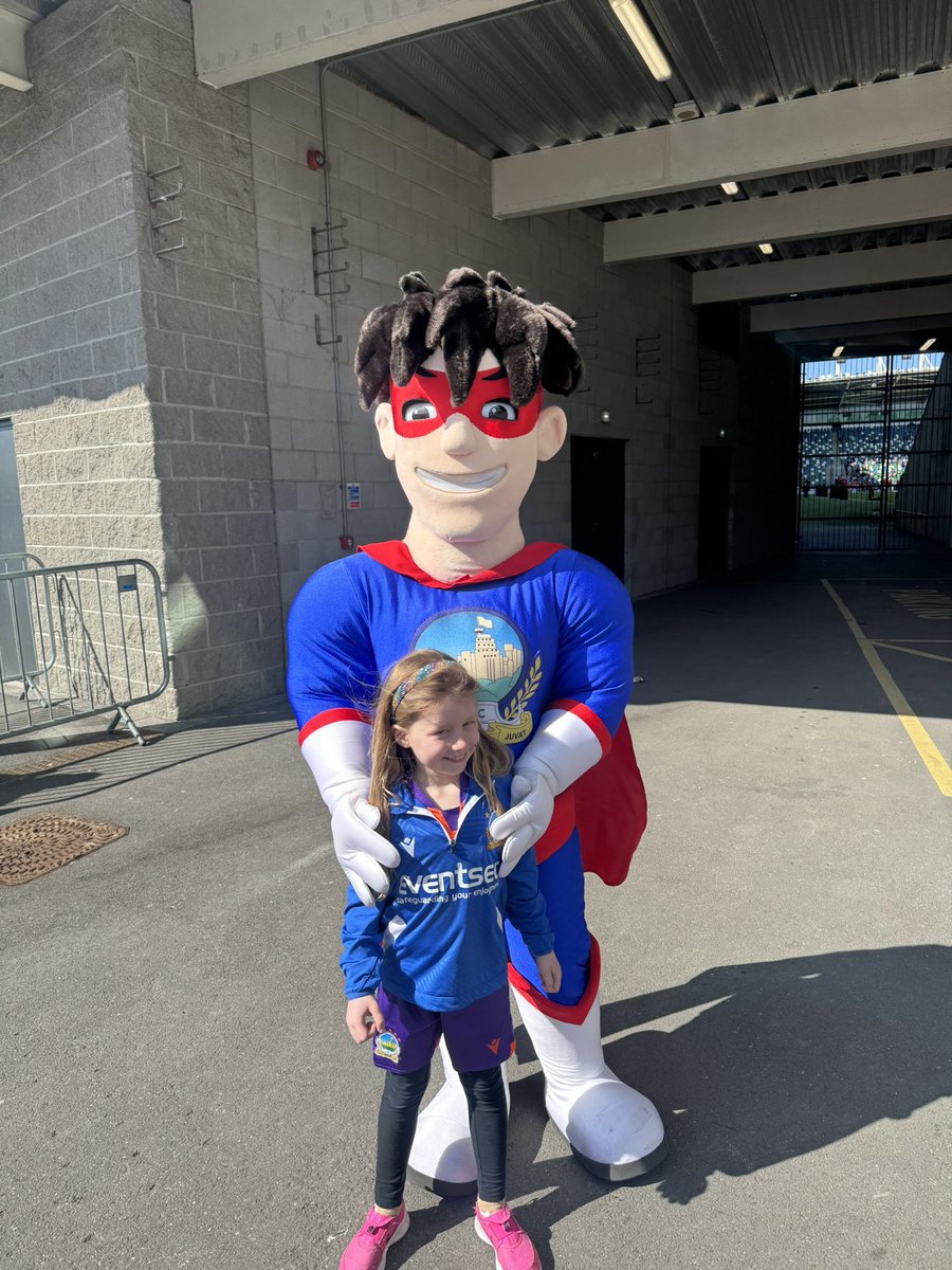 Champions again 🔴⚪️🔵 <a href="/OfficialBlues/">Linfield FC</a>