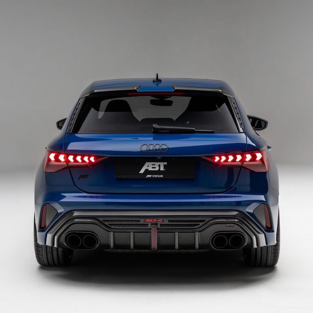 mtura712's tweet photo. The new RS3-R https://t.co/GApQDtGXa1