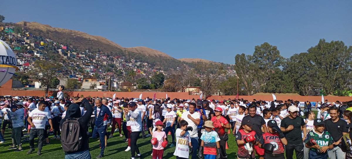 BanOaxaca (@banoaxaca) on Twitter photo Hoy #BanOaxaca participó en la Clase Nacional de Boxeo “Boxeando por la Paz”, iniciativa del <a href="/GobiernoMX/">Gobierno de México</a> que promueve el deporte como motor de transformación social.
Agradecemos al gobernador <a href="/salomonj/">Salomón Jara Cruz</a> por impulsar actividades que fortalecen el tejido social., Hoy #BanOaxaca participó en la Clase Nacional de Boxeo “Boxeando por la Paz”, iniciativa del <a href="/GobiernoMX/">Gobierno de México</a> que promueve el deporte como motor de transformación social.
Agradecemos al gobernador <a href="/salomonj/">Salomón Jara Cruz</a> por impulsar actividades que fortalecen el tejido social.,